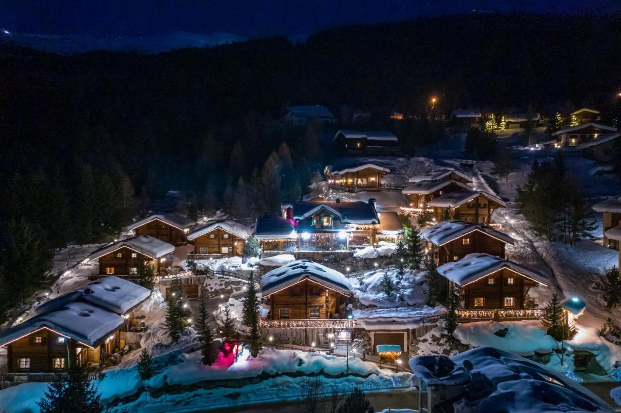 Park Chalet Village Livigno Extérieur photo